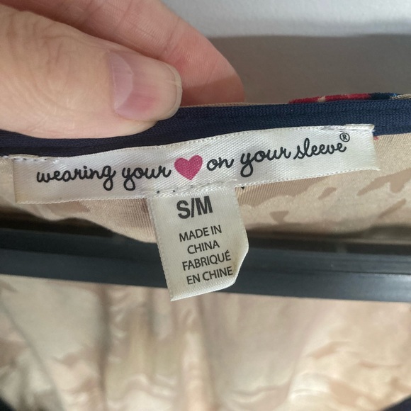 Velour Floral Print Kimono Small with Tassels - Picture 8 of 8